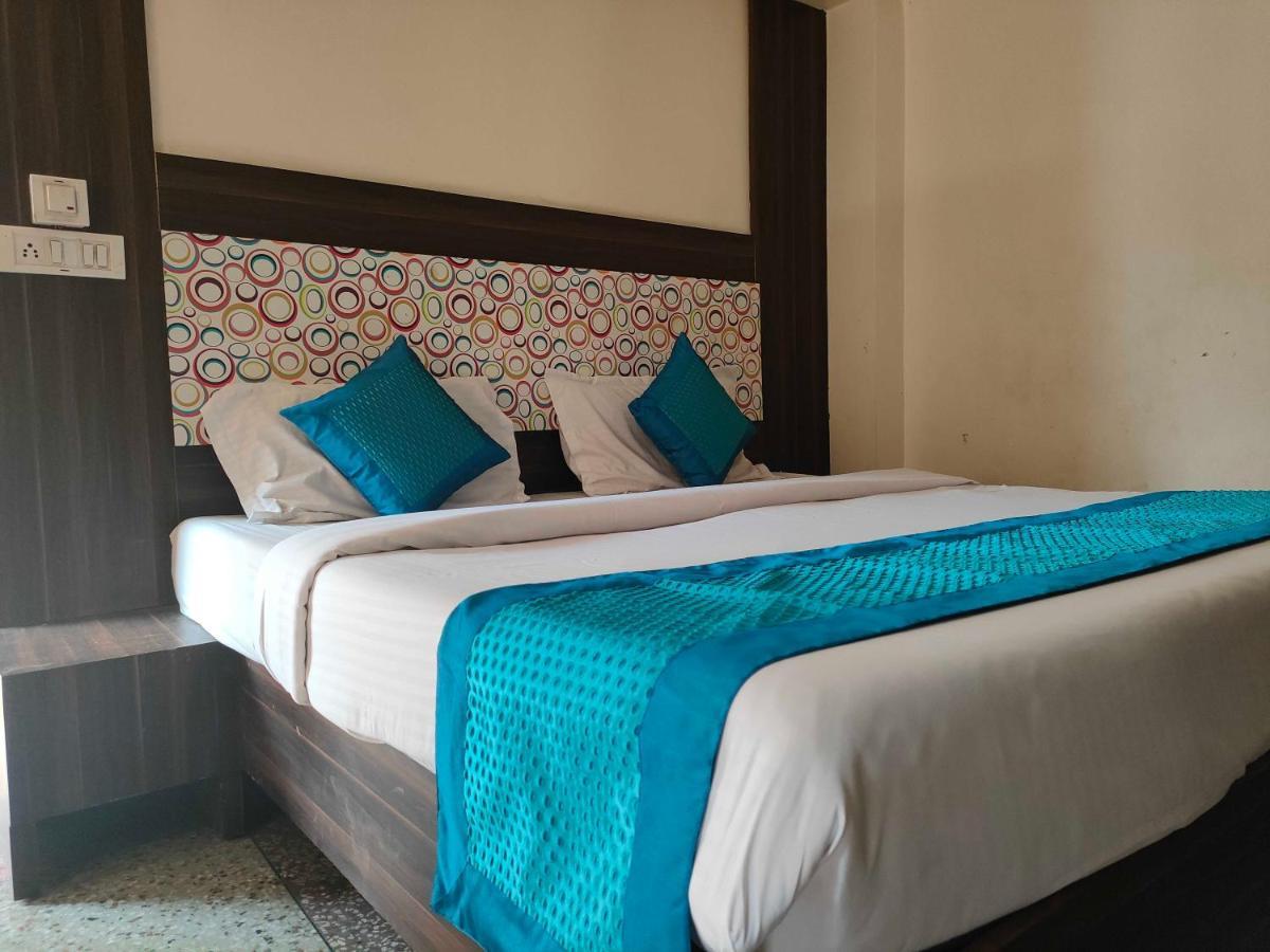 Flagship V K Hotel 3*